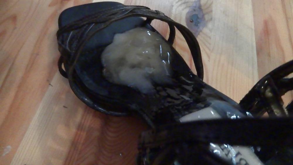 4P Cum into shoes