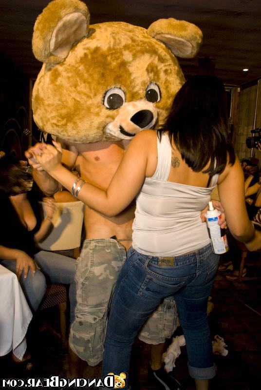 16P Hot CFNM party fucking dancing bear