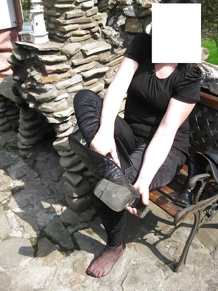 23P Public Slut Wife I Found On SmutDates