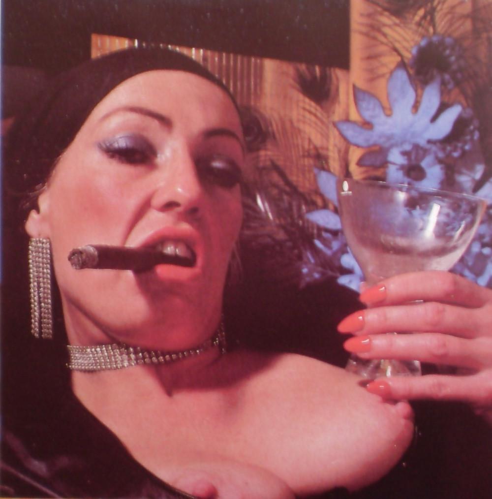 25P Retro Porn Star - Dushca