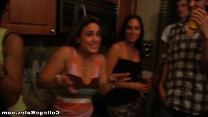 15P Blowjob on party