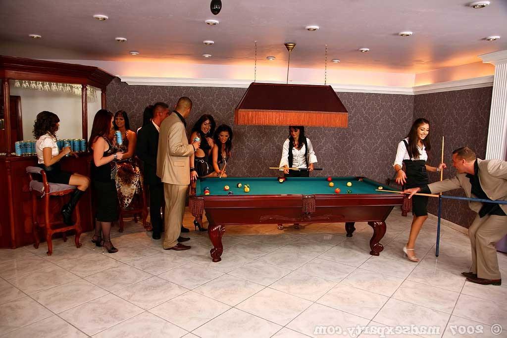 16P Horny sluts sucking all and much more in party