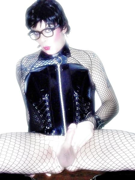 10P Happy 2012 !!