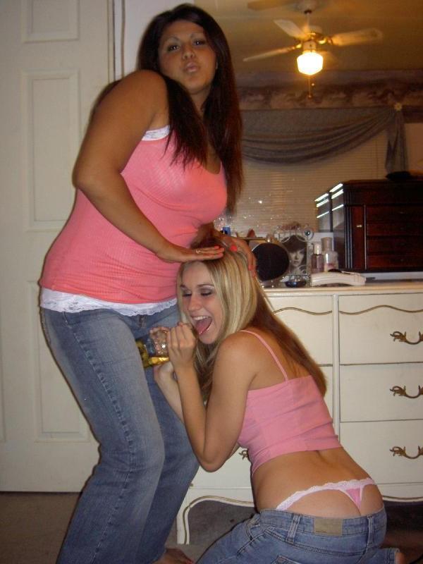 16P Any Girlfriend Is Happy When She Makes Her Man Cum