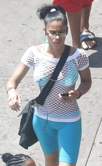 5P Harlem Girls in the Heat 198 New York See Through Shirt