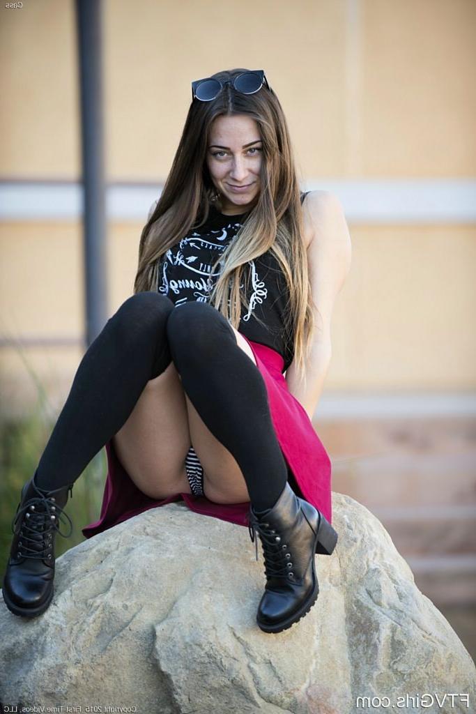 15P Tight Flexible Pussy