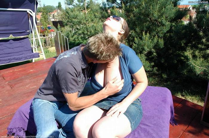 15P Busty Terry gets a good fucking outdoors