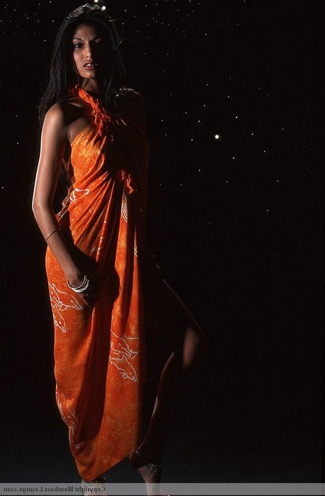 15P Petite Indian model teasing