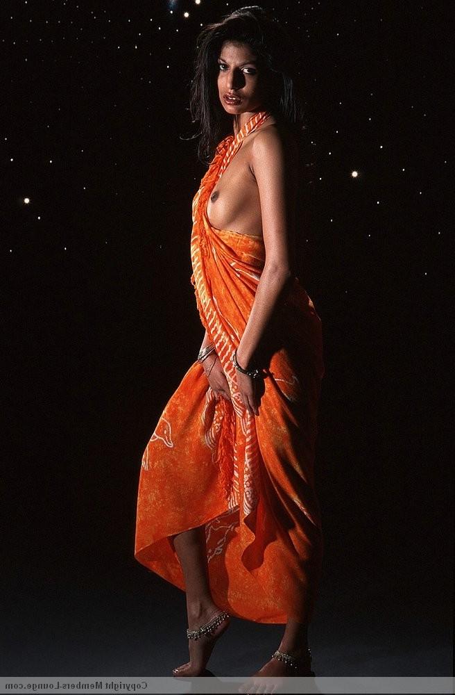15P Petite Indian model teasing