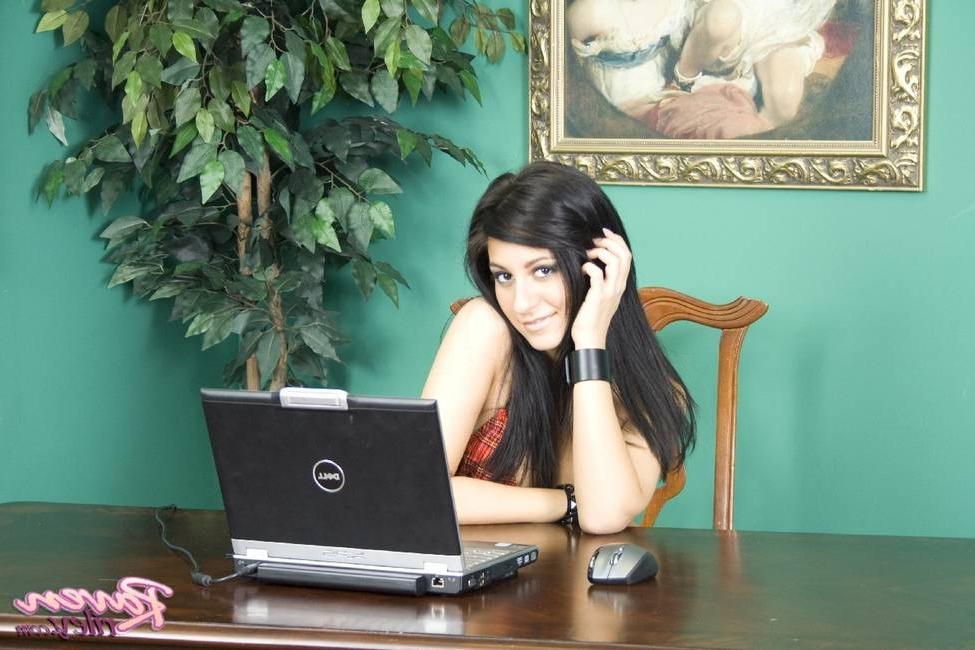 15P Raven Riley is on her desk to show pink