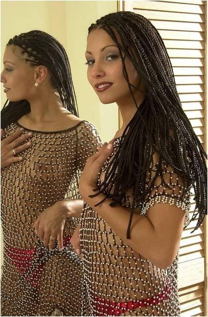 15P Anetta Keys wearing nothing but beads