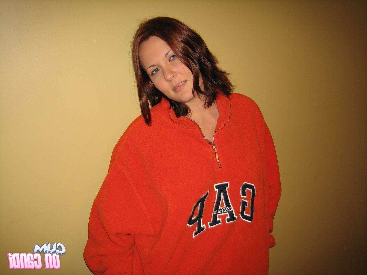 16P Candi Gets A Huge Load On Her Face