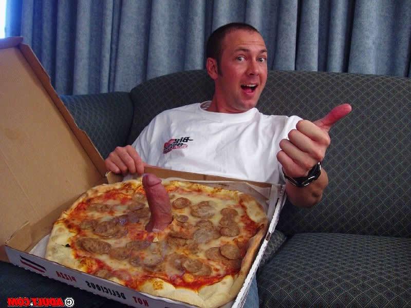 16P Brunette fucks the pizza delivery guy