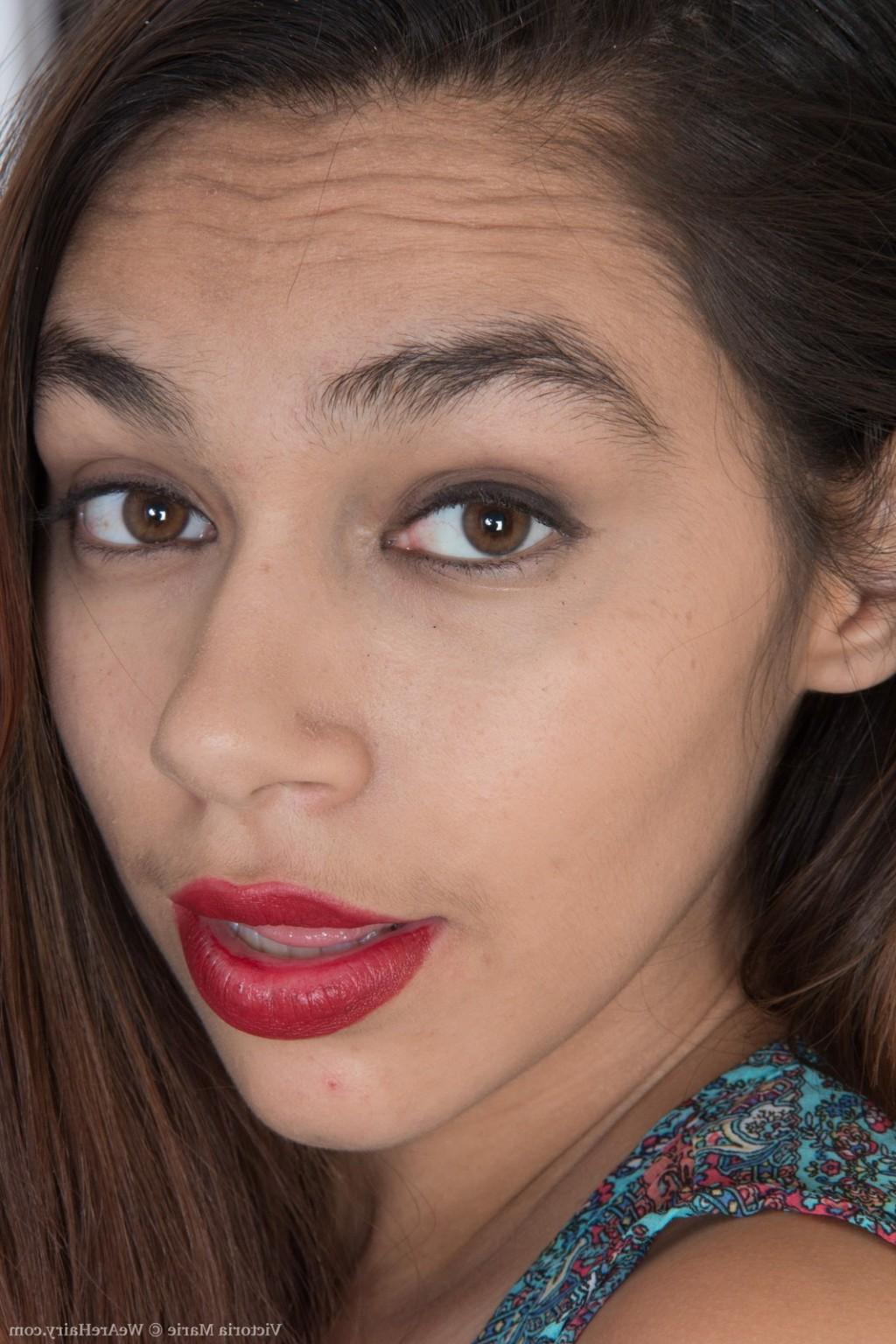 16P Victoria Marie strips naked on her rug 