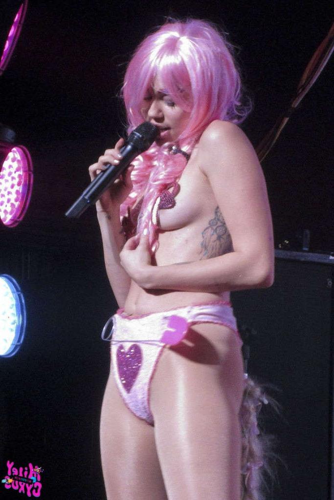 18P Oops and nude celeb pics