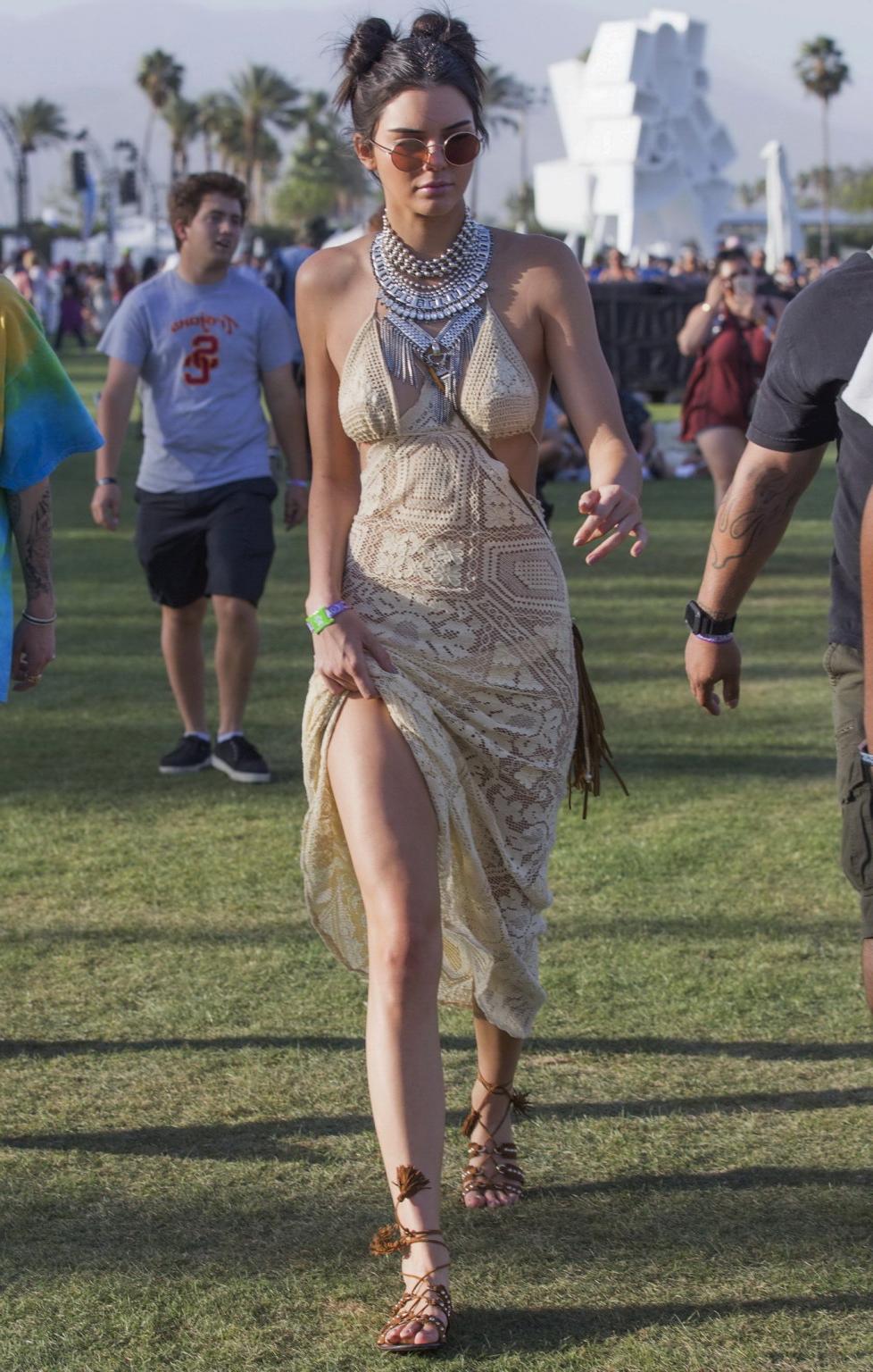 16P Kendall Jenner see through to panties for Coachella