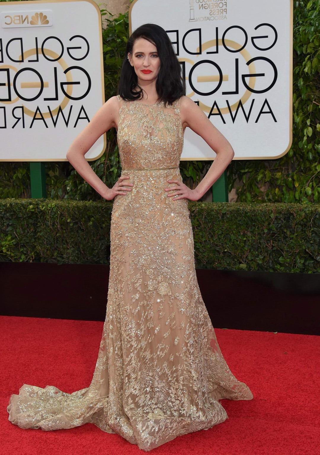 16P Eva Green see through to nipples and boobs