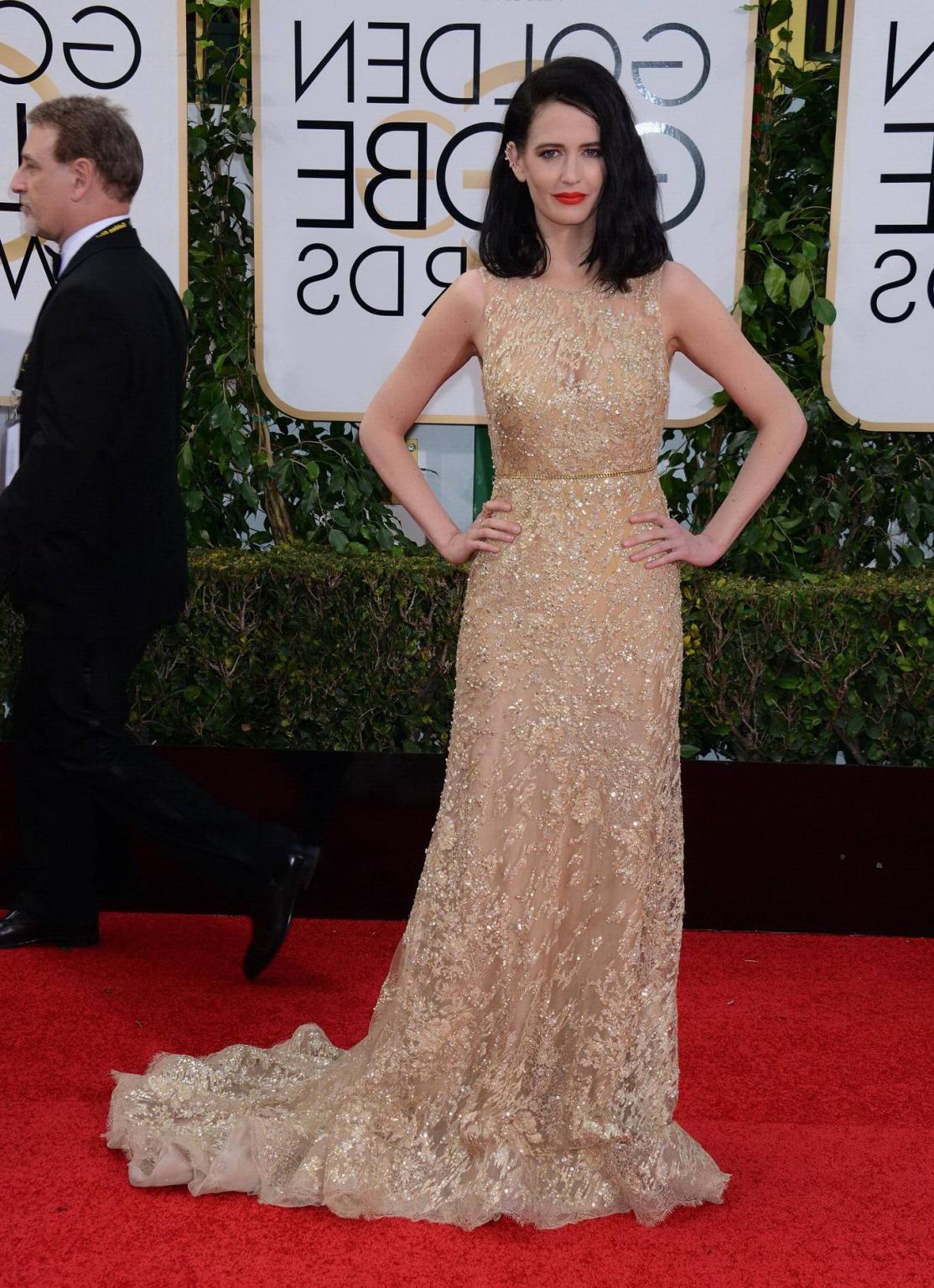 16P Eva Green see through to nipples and boobs