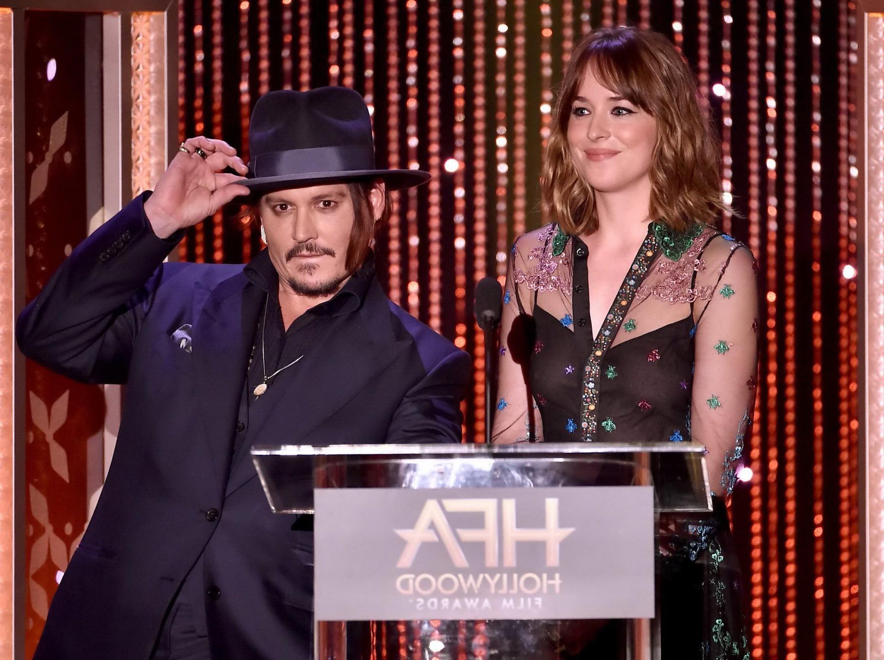 16P Dakota Johnson see through showing boobs and nipples