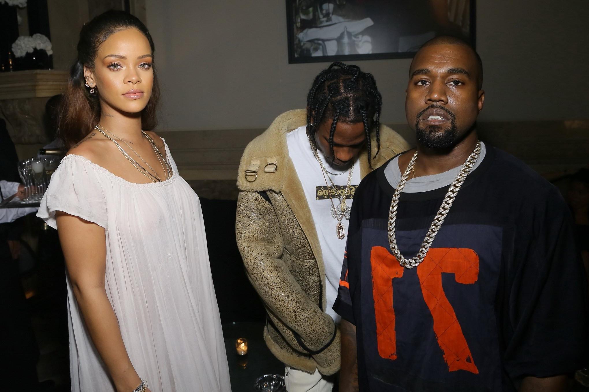 16P Rihanna see through to boobs and panties