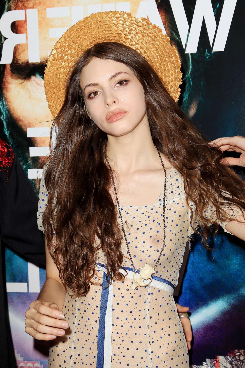 16P Kemp Muhl see through showing off her boobs