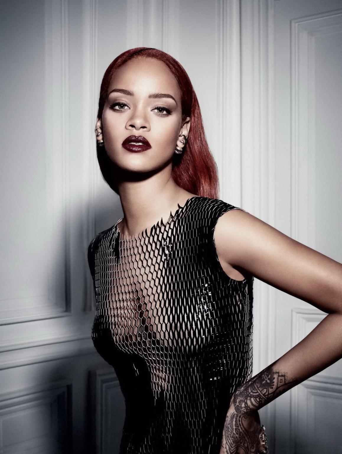 16P Rihanna see through showing off her big boobs for Dior