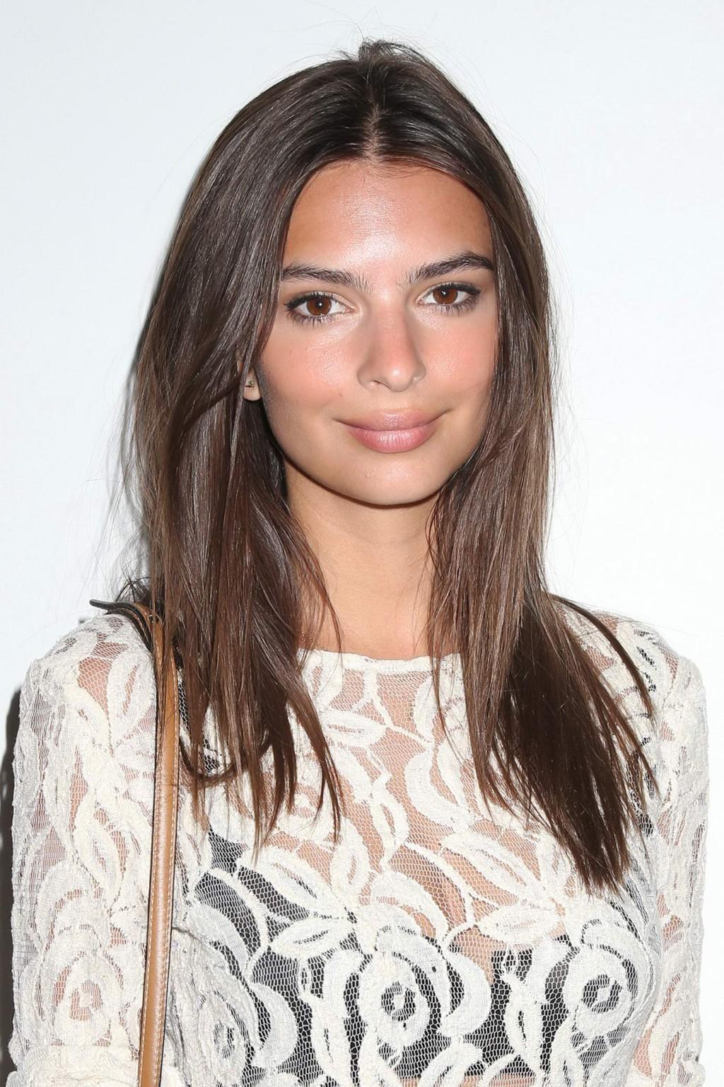 14P Emily Ratajkowski see through to undies