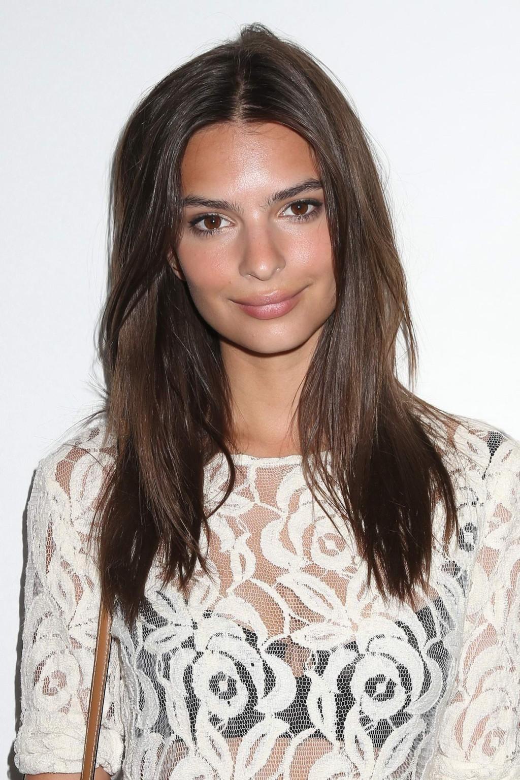 14P Emily Ratajkowski see through to undies
