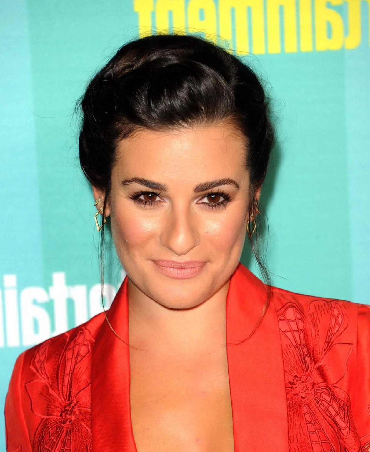 16P Lea Michele leggy  cleavy at Comic Con in San Diego