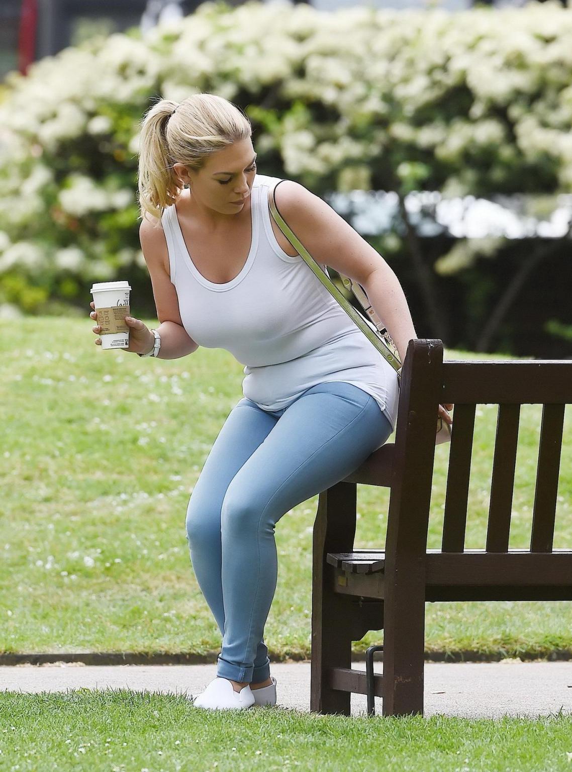 16P Busty Frankie Essex braless downblouse at a park in London