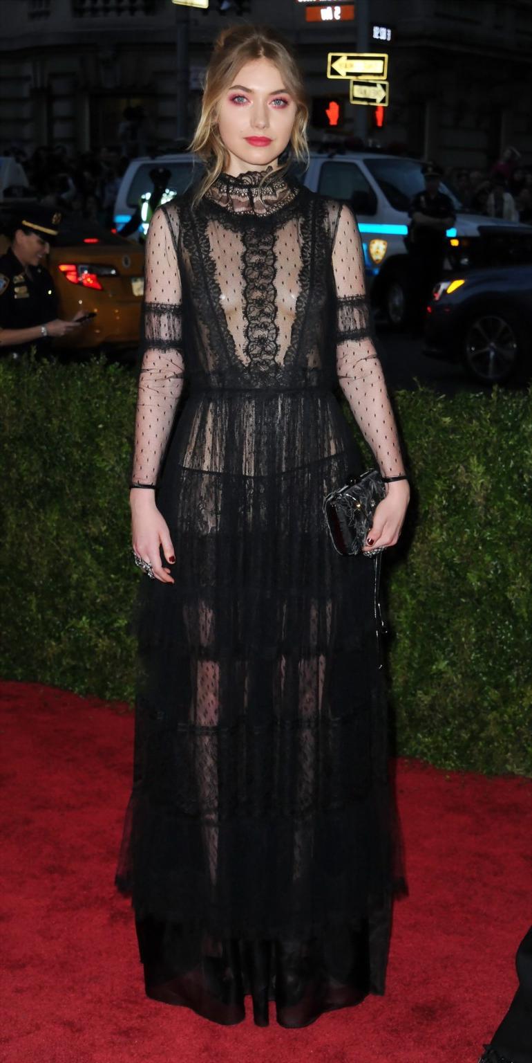 16P Imogen Poots see through to pasties and panties at China Through The Looking Gla