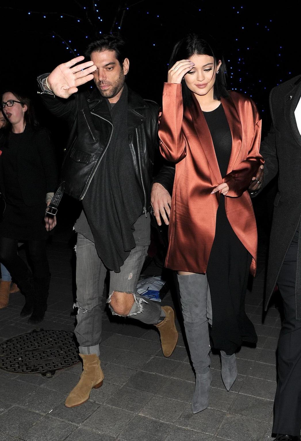 16P Kylie Jenner panty peek and see through to bra out in London