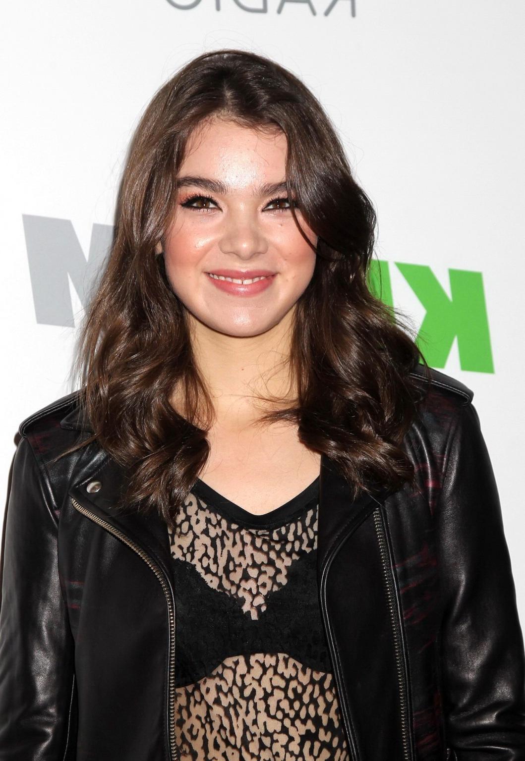 16P Hailee Steinfeld see through to bra at KIIS FMs Jingle Ball 2014 in LA