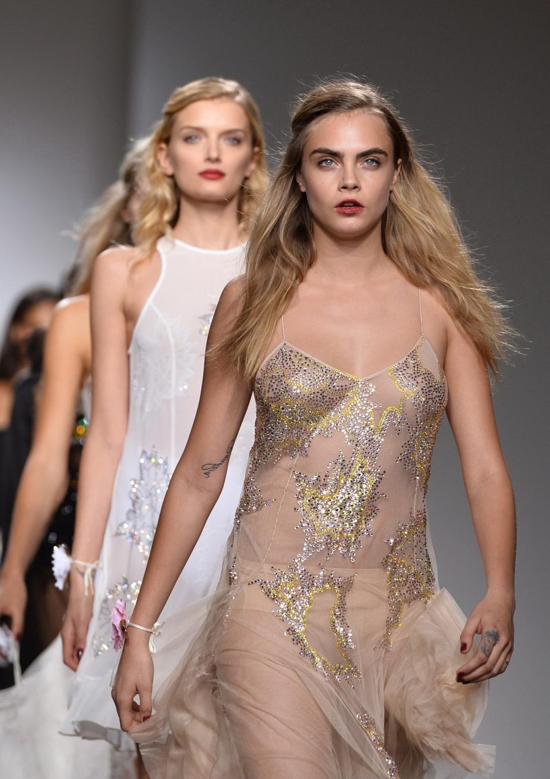 16P Cara Delevingne see through to panties at the Topshop Unique show during London 