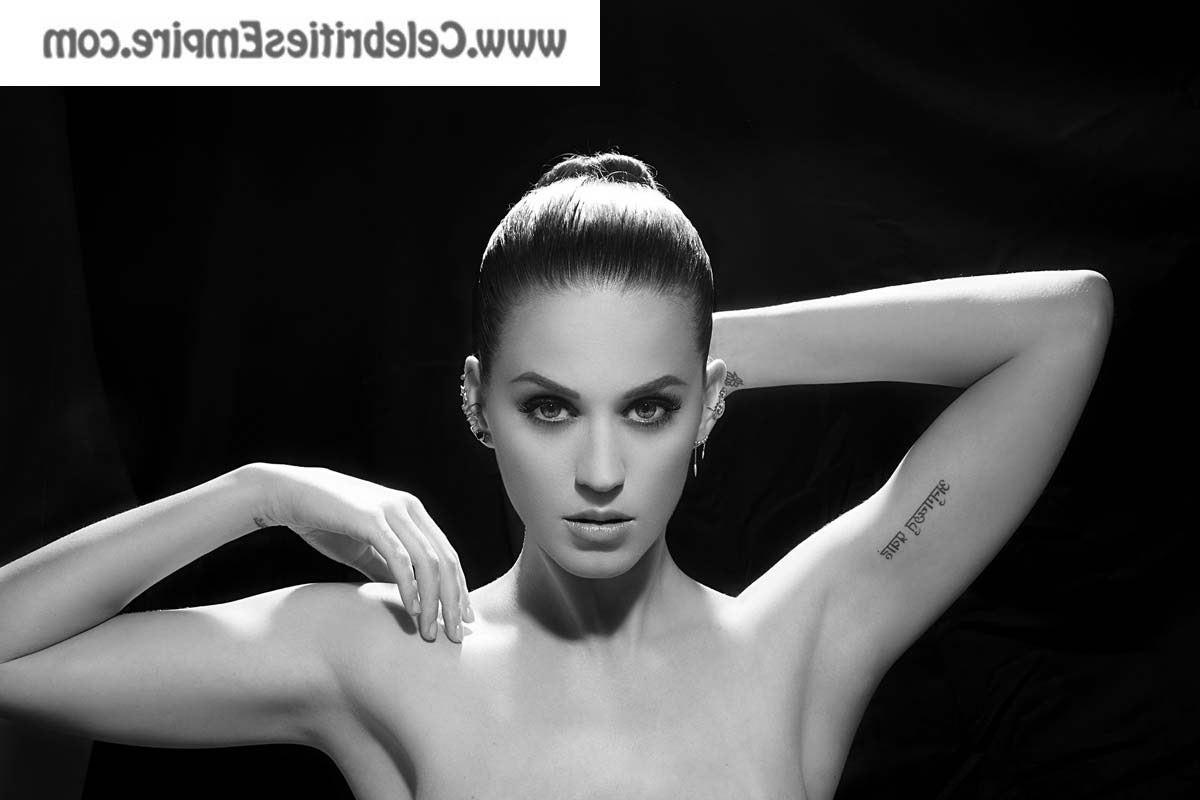 20P Katy Perry Oops Loses Bikini