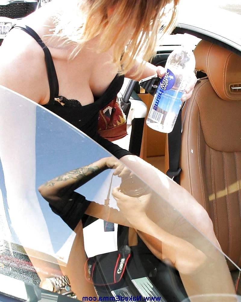 15P Miley Cyrus  see her perfect shaved pussy  upskirt pictures