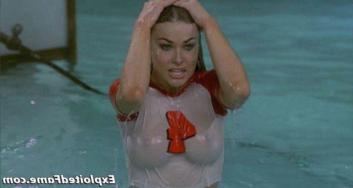 15P Busty celebrity Carmen Electra exposed naked