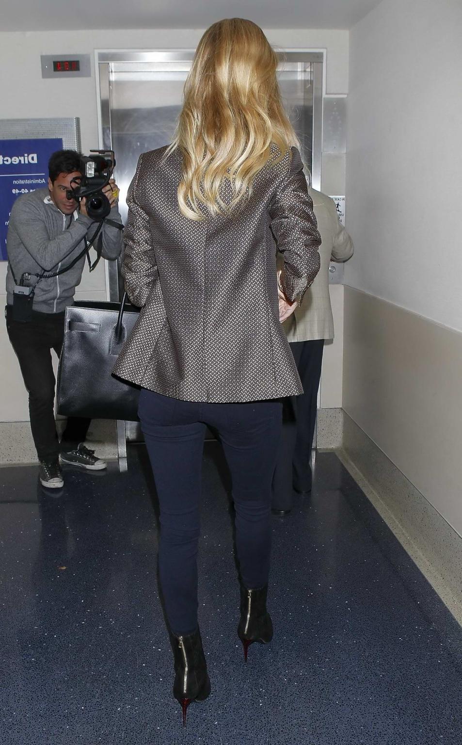 16P Rosie HuntingtonWhiteley see through to bra at LAX Airport