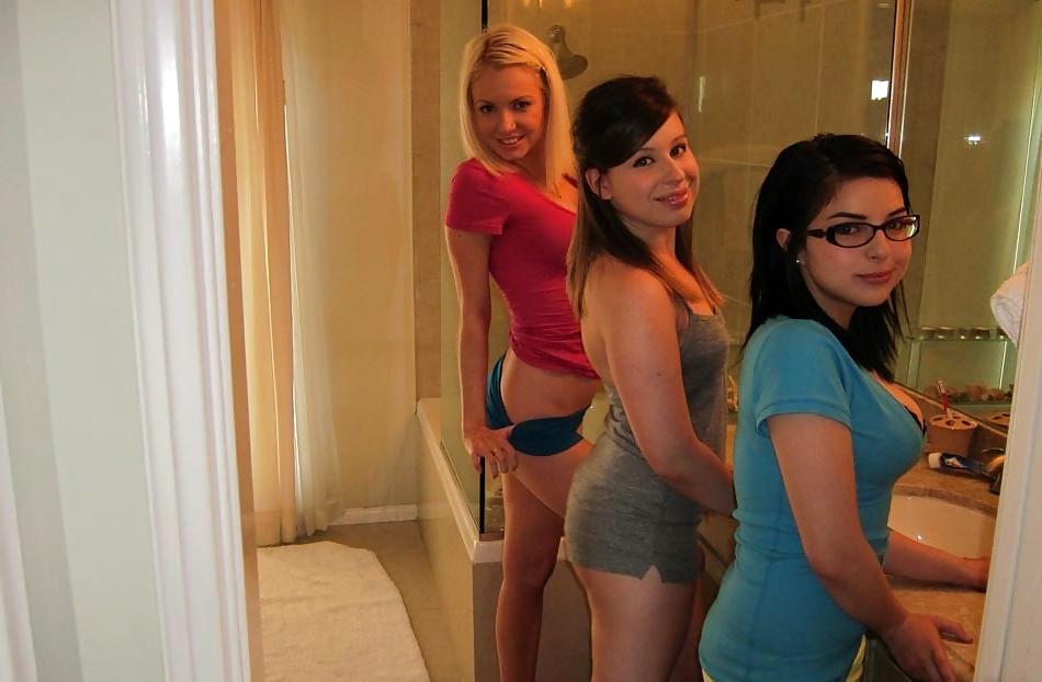 16P LESBIANS