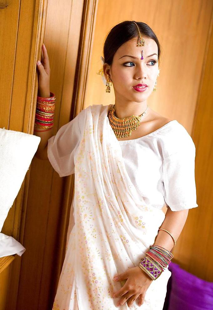 11P INDIAN BEAUTY