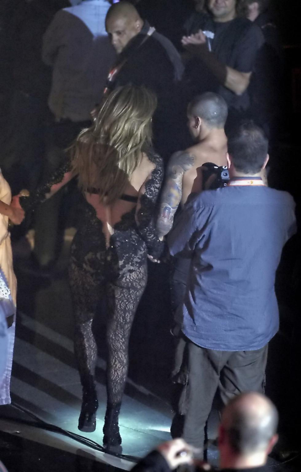 10P Jennifer Lopez see-through to underwear at the concert and TV show in Dusseldorf