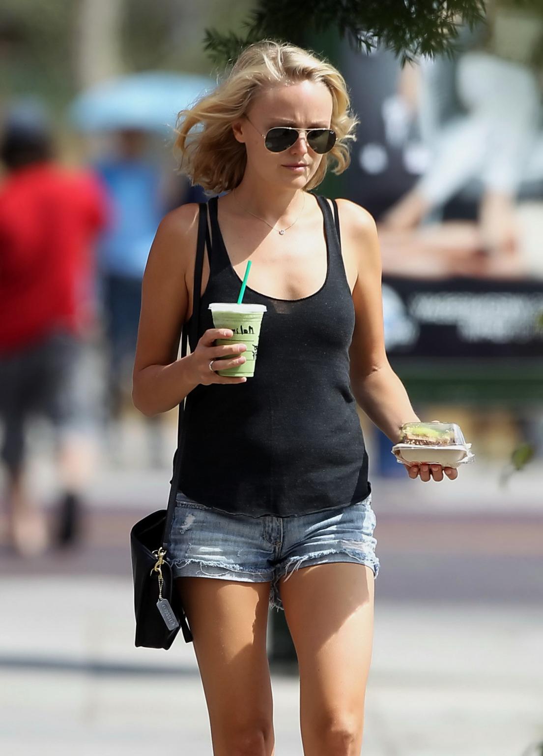 10P Malin Akerman busty and leggy wearing see-through to bra top and denim hotpants 
