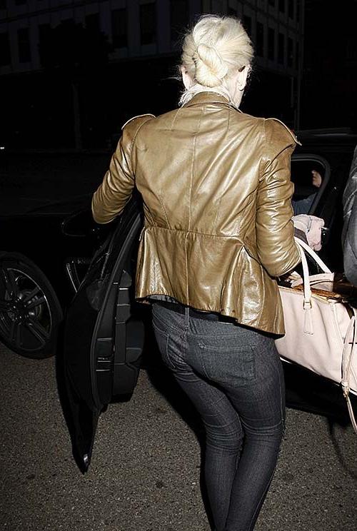 16P Lindsay Lohan very sexy and hot see thru paparazzi photos