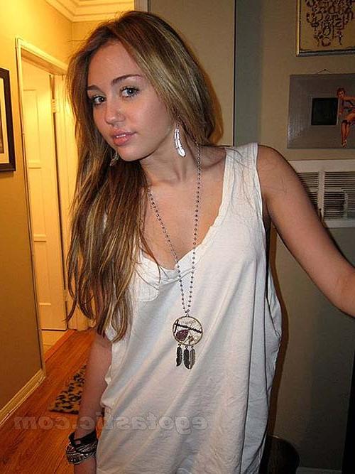 16P Miley Cyrus exposing sexy body and huge boobs on halloween party