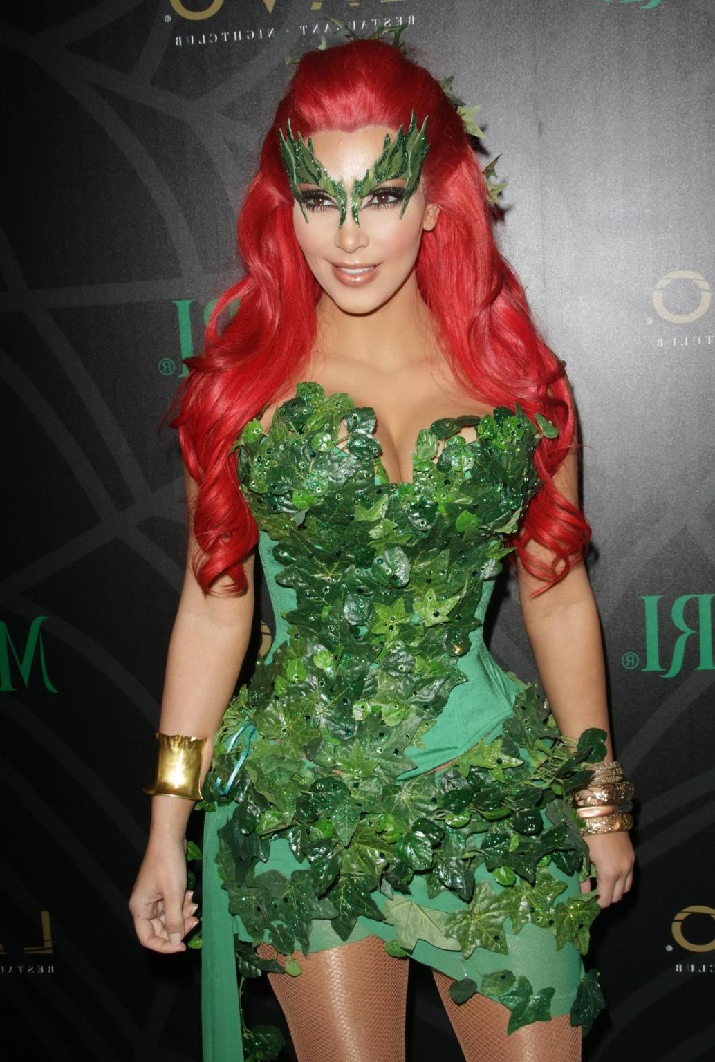 16P Kim Kardashian busty at Green Midory Halloween Party in Las Vegas