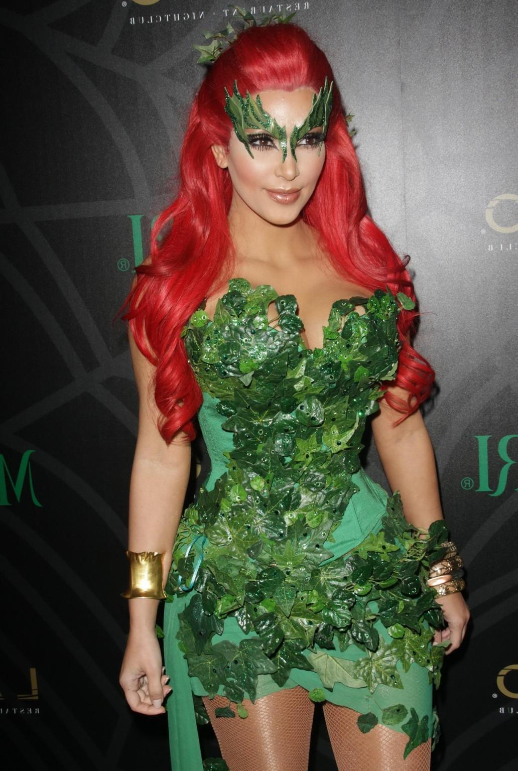 16P Kim Kardashian busty at Green Midory Halloween Party in Las Vegas