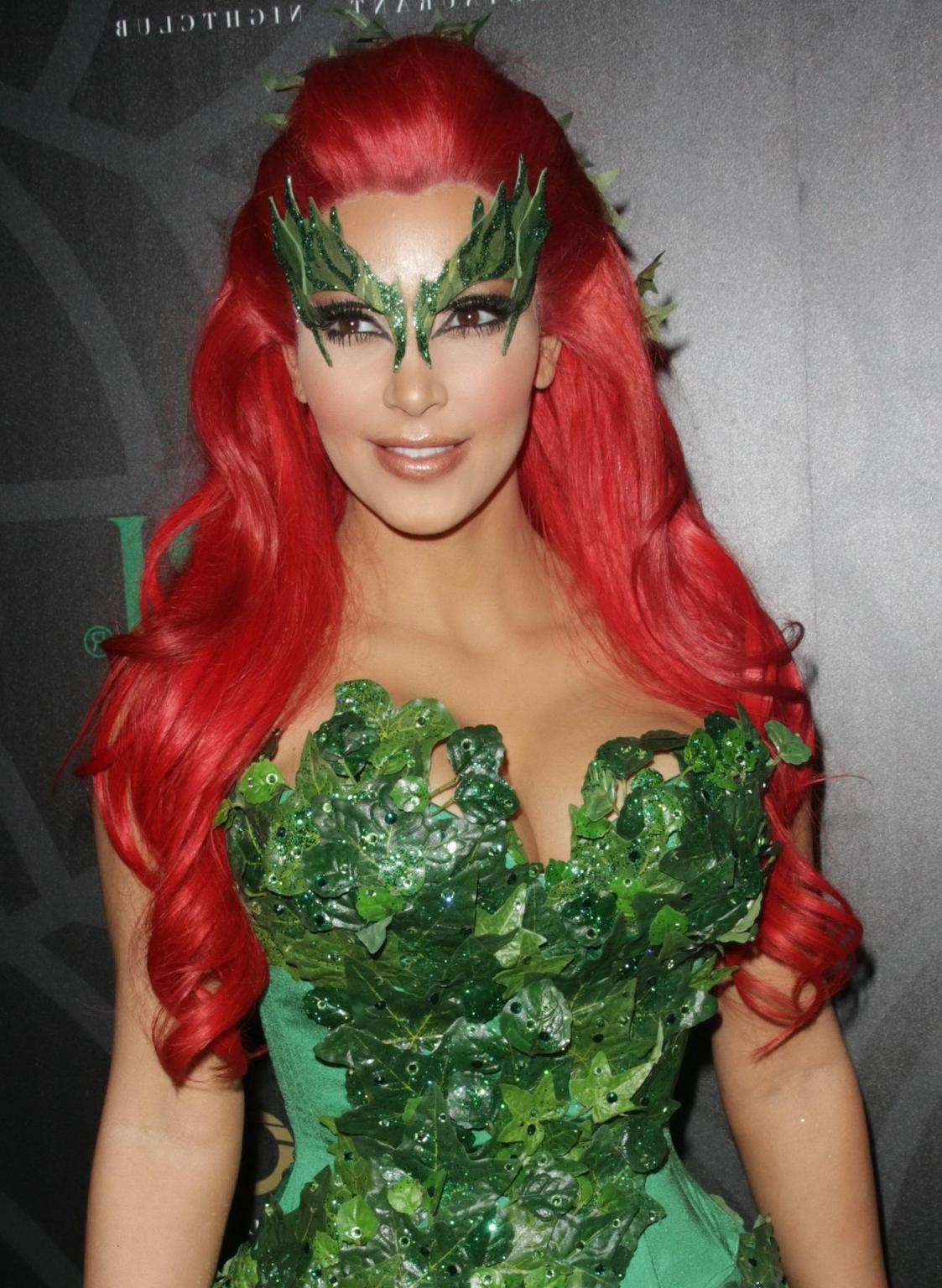 16P Kim Kardashian busty at Green Midory Halloween Party in Las Vegas