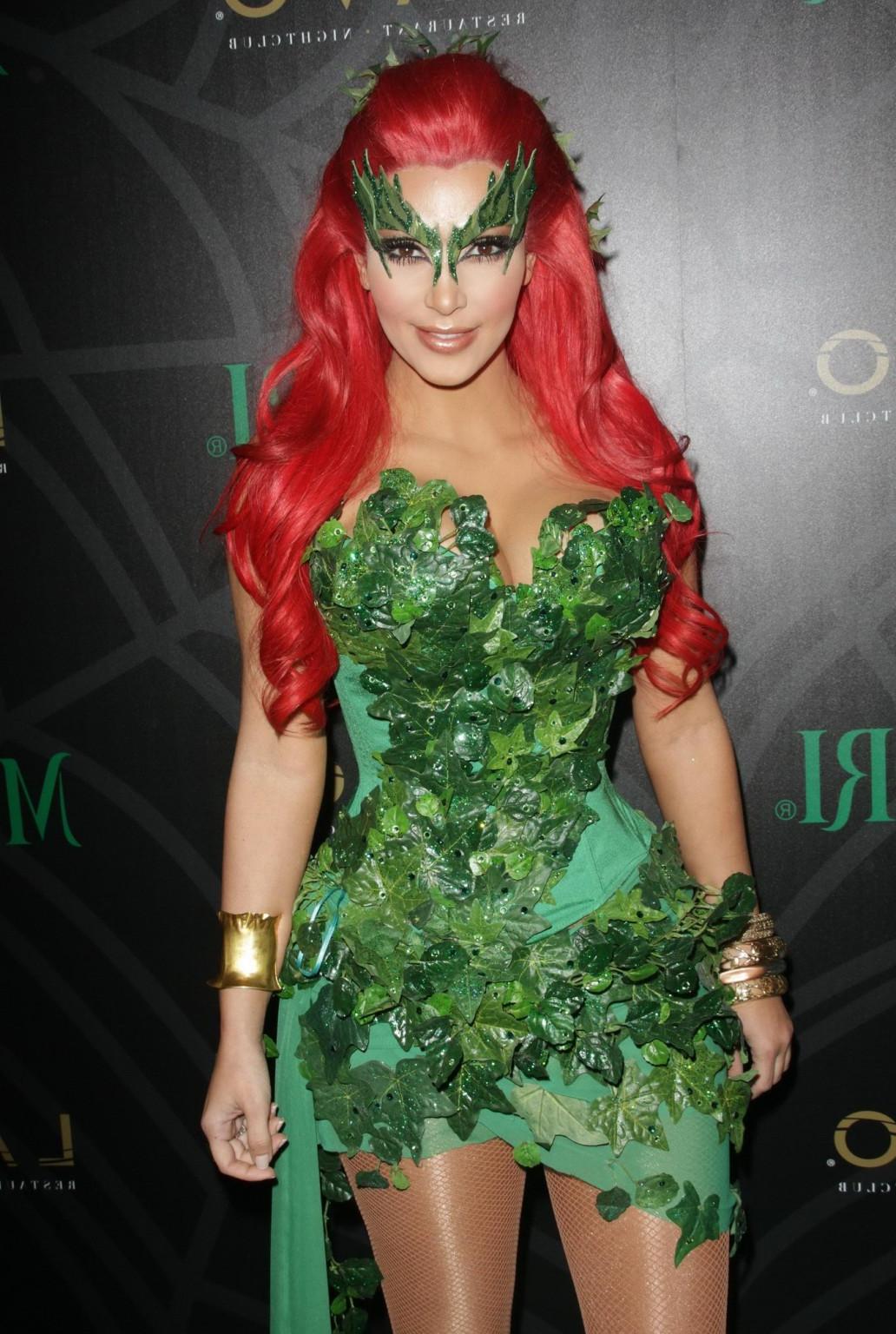 16P Kim Kardashian busty at Green Midory Halloween Party in Las Vegas