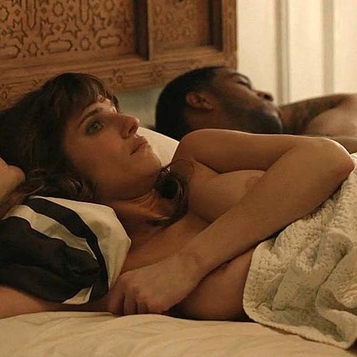 16P Lake Bell get fucking very hard and exposing her huge boobs