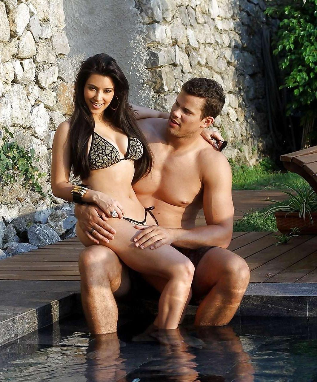 16P Kim Kardashian show sexy body in bikini and see thru top